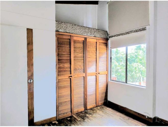 Casa en venta en Loma Del Escobero, Envigado · foto 12 de 17