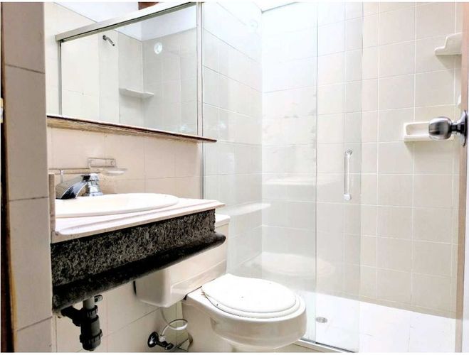 Casa en venta en Loma Del Escobero, Envigado · foto 15 de 17