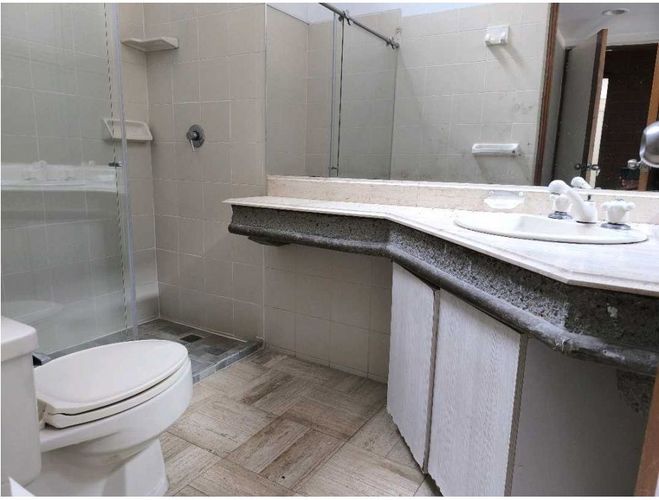 Casa en venta en Loma Del Escobero, Envigado · foto 16 de 17