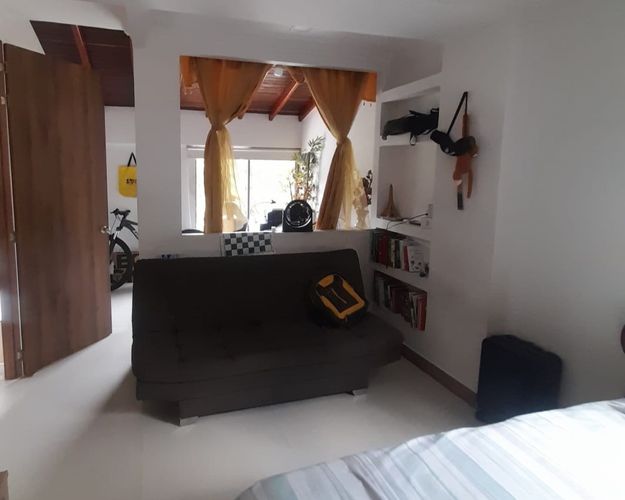 Casa de 3 alcobas en venta en Urbanizacion Milan Condominio Iv, Envigado, 110 m² · foto 6 de 9