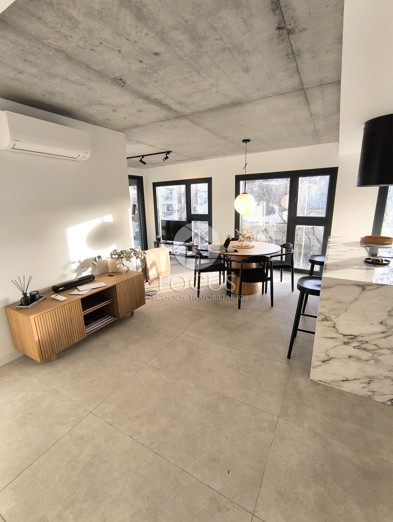 Venta Apartamento 1 Dormitorio Con Terraza Al Frente En El Centro - Ansicht 4