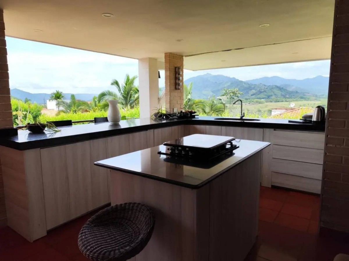 Casa en venta en Cerritos, Pereira · foto 2 de 21