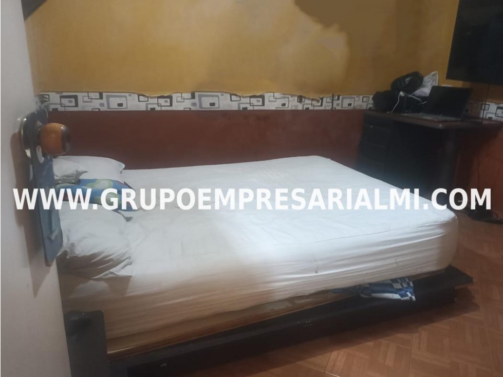 Apartaestudio for sale in El salvador, Medellín 5