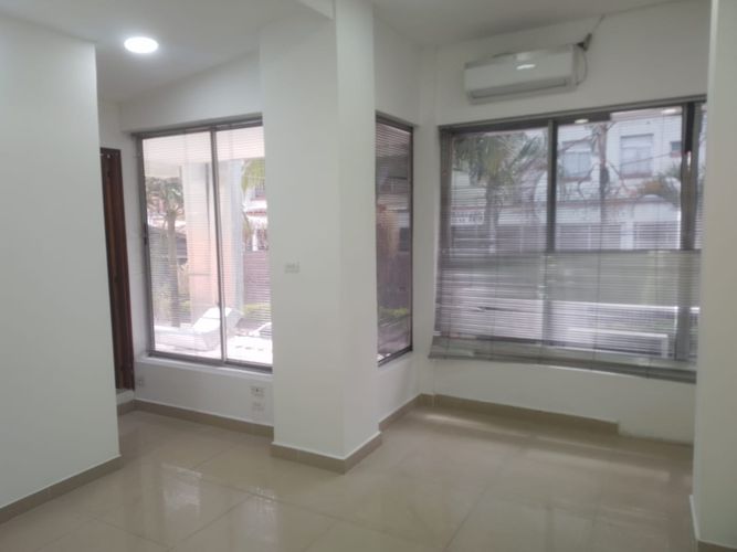 Oficina en arriendo en Belén Las Mercedes, Medellín, 137 m² · foto 2 de 11