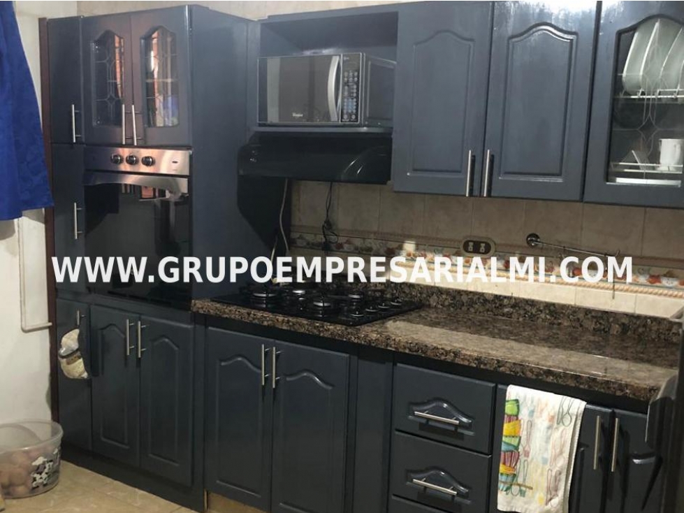 Apartaestudio en venta en Robledo, Medellín 4