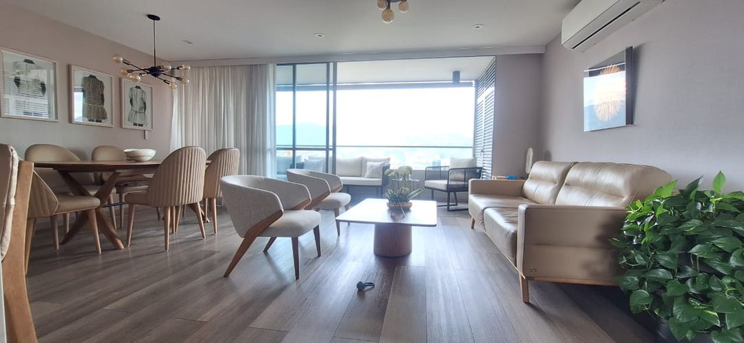 Apartamento de 3 alcobas en venta en El Poblado, Medellín, 134 m² · foto 2 de 16