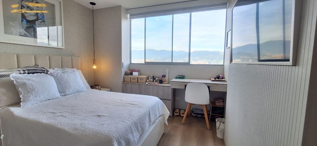 Apartamento de 3 alcobas en venta en El Poblado, Medellín, 134 m² · foto 8 de 16