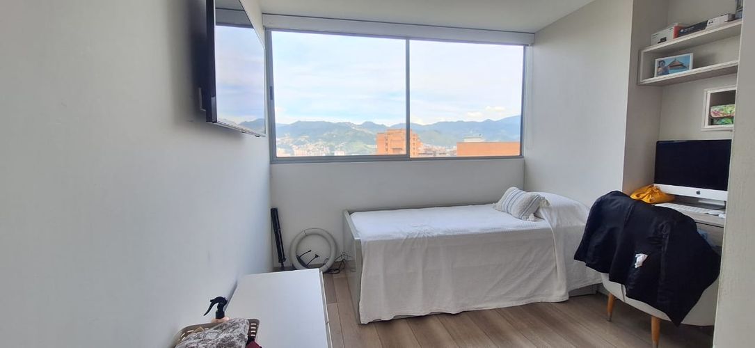 Apartamento de 3 alcobas en venta en El Poblado, Medellín, 134 m² · foto 11 de 16