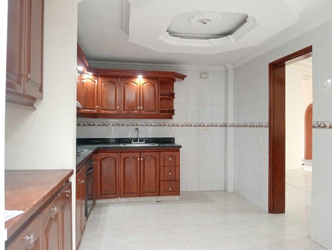 Oficina en arriendo en Laureles, Medellín, 335 m² · foto 4 de 19