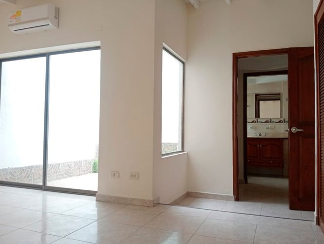 Oficina en arriendo en Laureles, Medellín, 335 m² · foto 13 de 19
