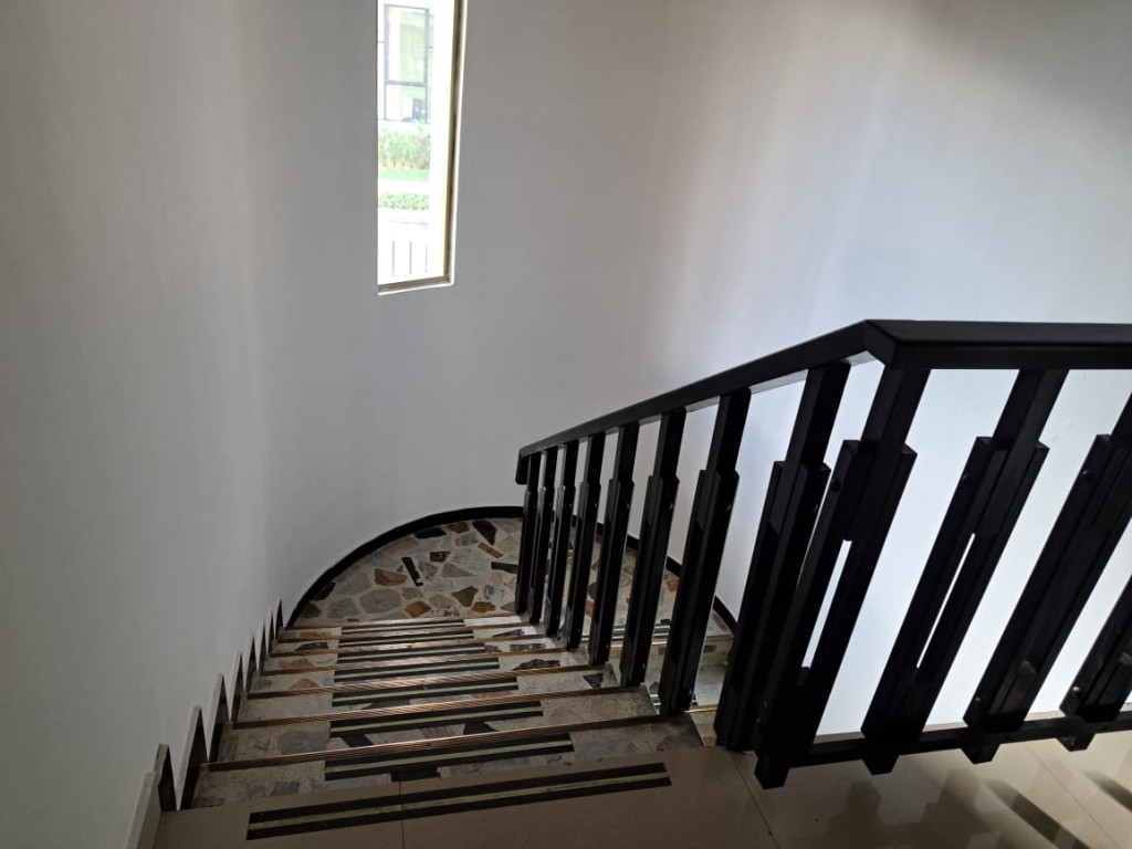 Casa en venta en La Castellana, Bogotá · foto 3 de 20