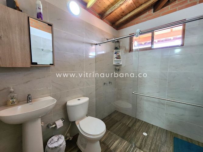 Casa de 3 alcobas en venta en Ruitoque, Piedecuesta, 225 m² · foto 15 de 24