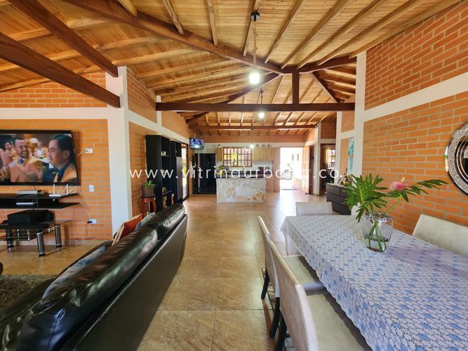 Casa de 3 alcobas en venta en Ruitoque, Piedecuesta, 225 m² · foto 21 de 24