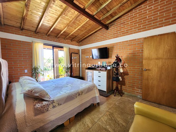 Casa de 3 alcobas en venta en Ruitoque, Piedecuesta, 225 m² · foto 16 de 24