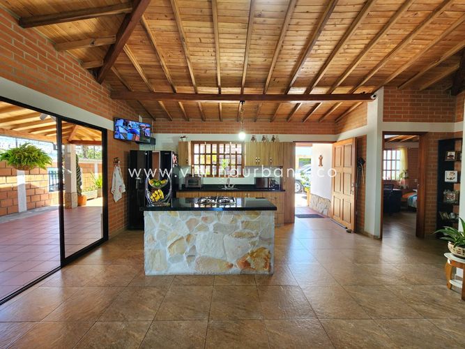 Casa de 3 alcobas en venta en Ruitoque, Piedecuesta, 225 m² · foto 17 de 24