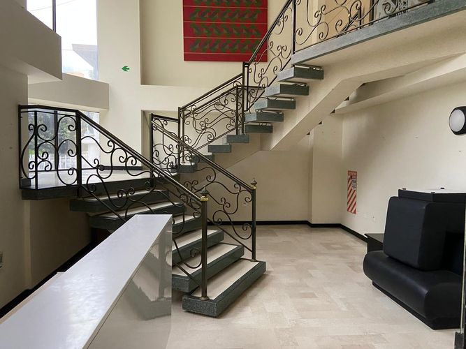 Oficina en arriendo en Sotomayor, Bucaramanga, 438 m² · foto 2 de 18