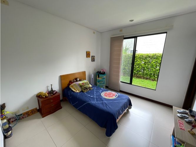 Casa de 3 alcobas en venta en Vía El Caimo, Armenia, 251 m² · foto 20 de 24