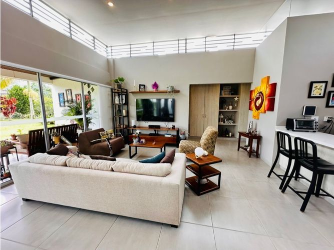 Casa de 3 alcobas en venta en El Pescador, Armenia, 174 m² · foto 3 de 21