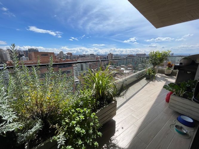 Apartamento de 4 alcobas en venta en El Nogal, Bogotá, 290 m² · foto 2 de 24