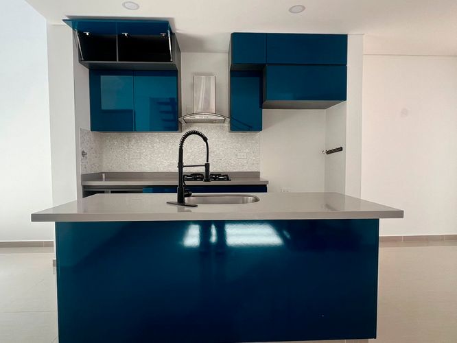 Casa de 3 alcobas en venta en Gualanday, Rionegro, 156 m² · foto 2 de 14