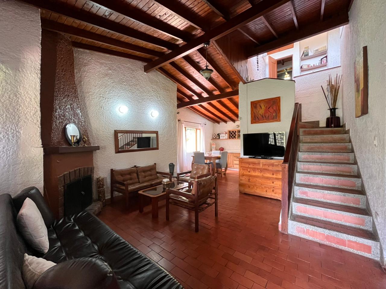 3BR House in Santa Elena (230 m²) - 2