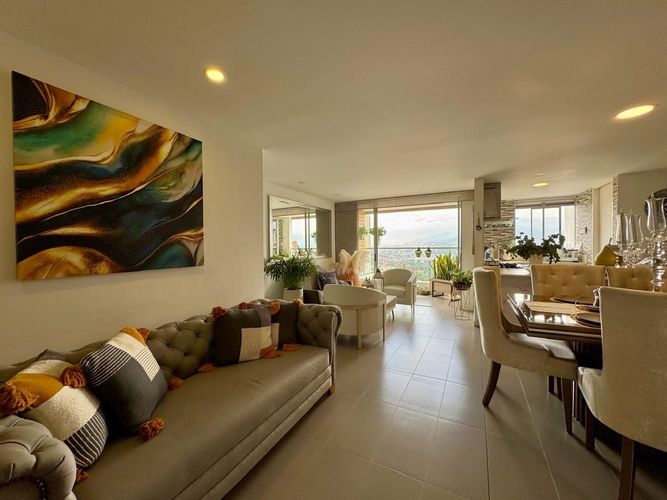 Apartamento de 3 alcobas en venta en Castropol, Medellín, 104 m² · foto 8 de 24