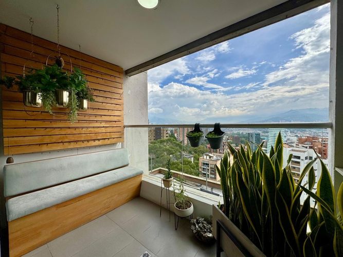 Apartamento de 3 alcobas en venta en Castropol, Medellín, 104 m² · foto 4 de 24
