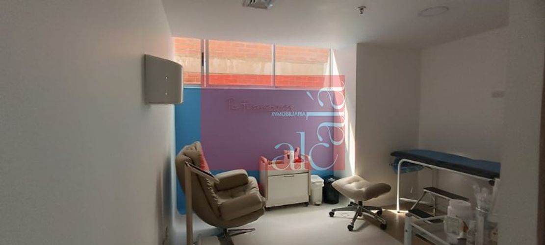 Oficina en arriendo en Zona Centro, Envigado, 112 m² · foto 16 de 24