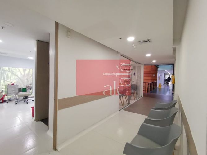 Oficina en arriendo en Las Vegas, Envigado, 78 m² · foto 2 de 11