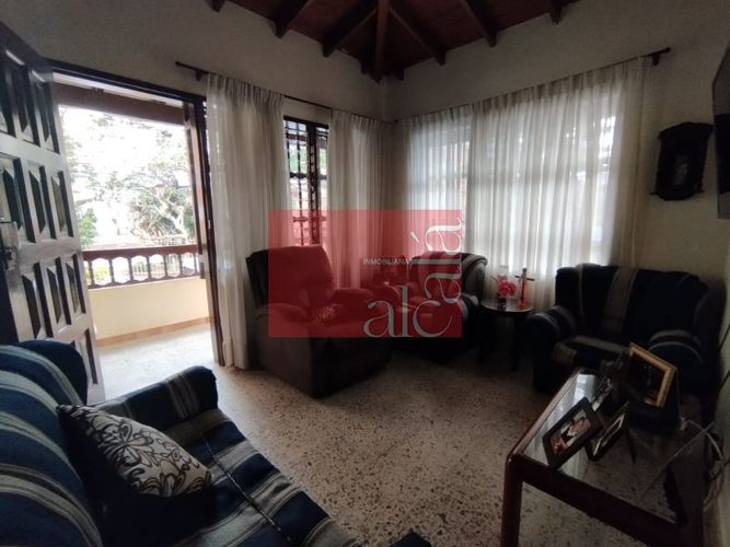 Casa de 4 alcobas en arriendo en Andalucìa, Envigado, 145 m² · foto 4 de 22