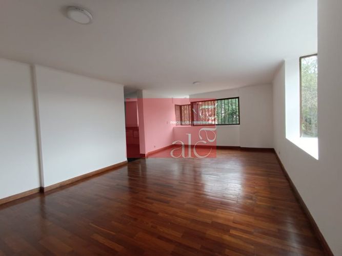Apartamento de 3 alcobas en arriendo en Las Lomas, Medellín, 134 m² · foto 3 de 24