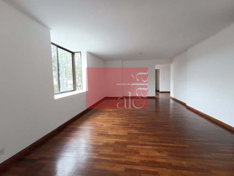 Apartamento en venta en El Poblado, Medellín · foto 7 de 24
