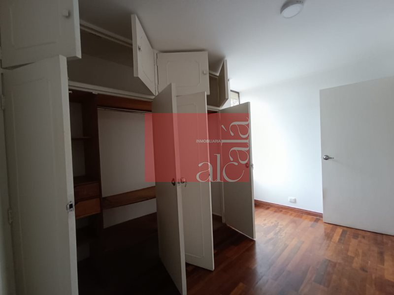 Apartamento en venta en El Poblado, Medellín · foto 10 de 24