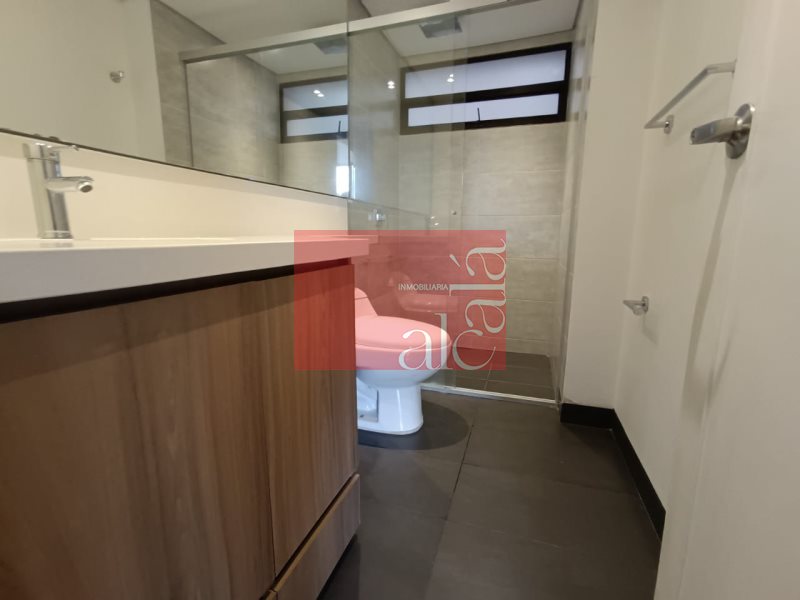 Apartamento en venta en El Poblado, Medellín · foto 13 de 24