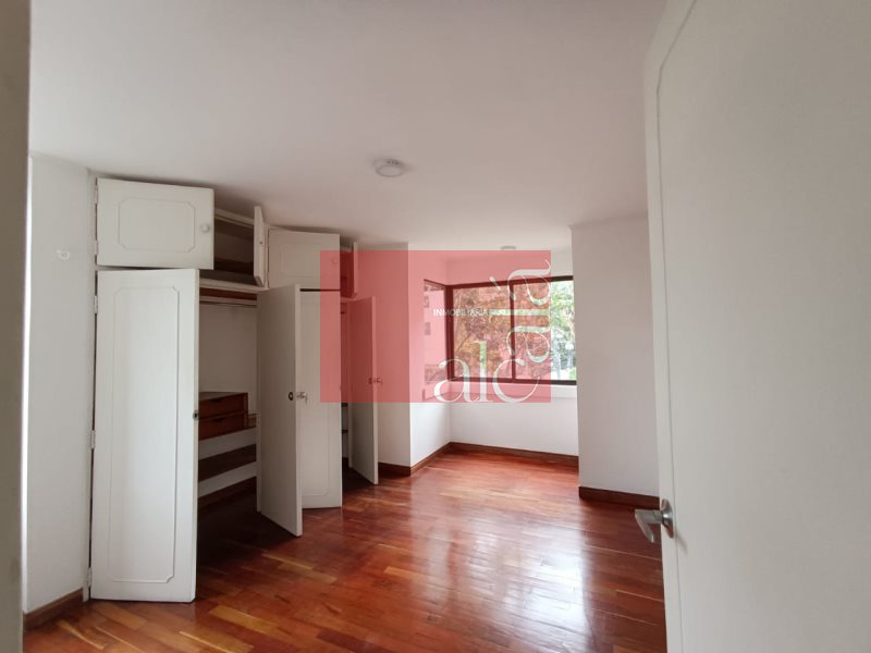 Apartamento en venta en El Poblado, Medellín · foto 21 de 24