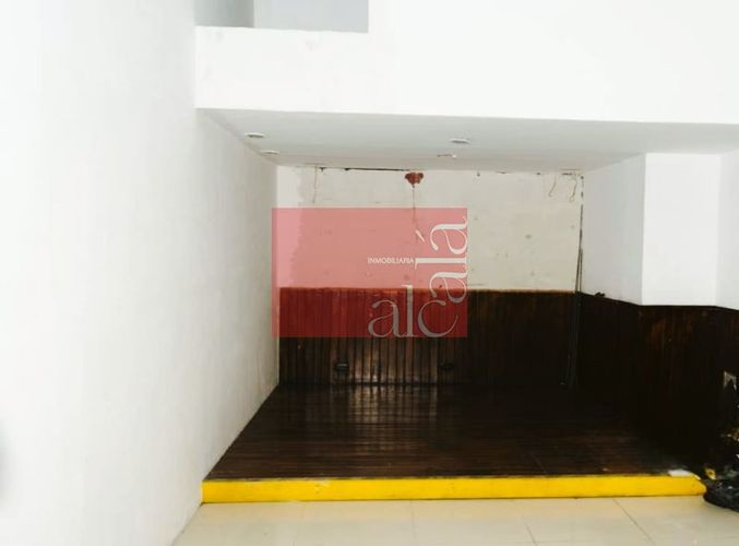 Local en arriendo en El Poblado, Medellín, 37 m² · foto 3 de 8