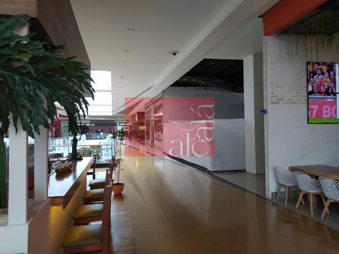 Local en arriendo en El Poblado, Medellín, 37 m² · foto 8 de 8