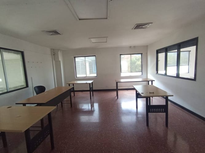 Bodega en arriendo en Cabañas, Bello, 4863 m² · foto 12 de 17