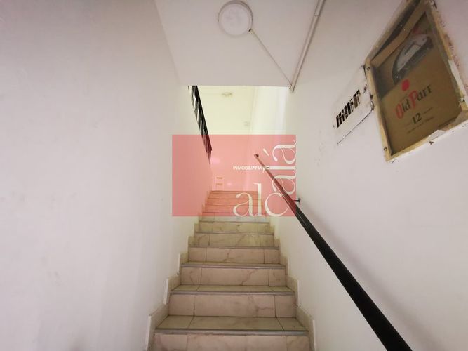 Local en arriendo en La Candelaria, Medellín, 35 m² · foto 6 de 8