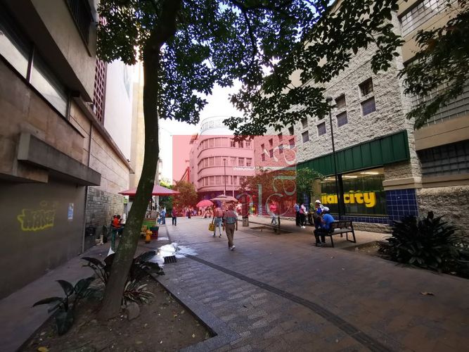Local en arriendo en La Candelaria, Medellín, 35 m² · foto 8 de 8