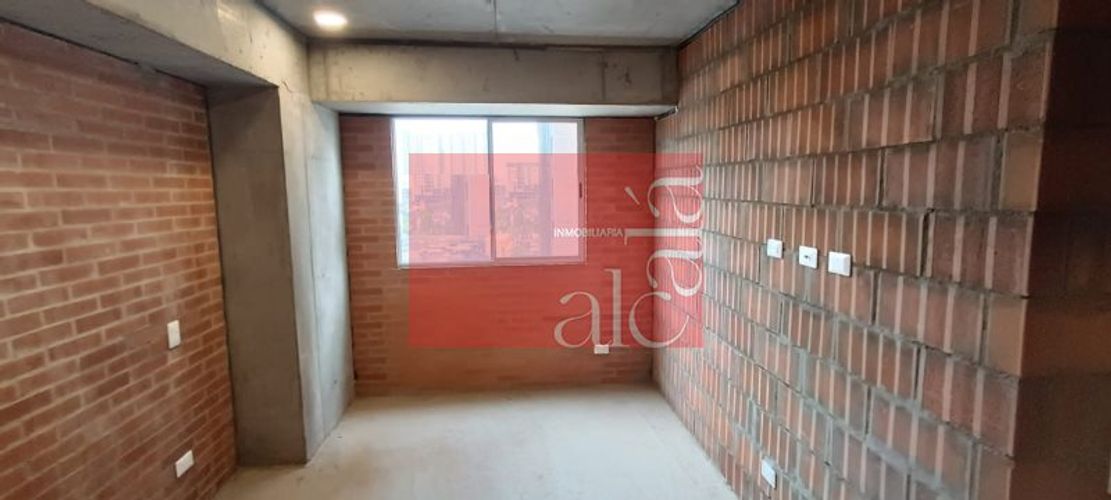 Apartamento de 3 alcobas en venta en Cabañas, Bello, 80 m² · foto 5 de 15