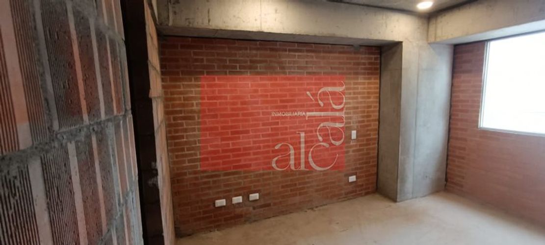 Apartamento de 3 alcobas en venta en Cabañas, Bello, 80 m² · foto 6 de 15