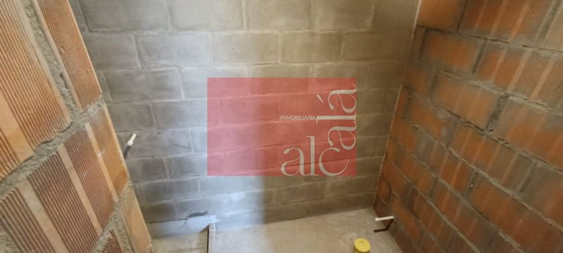 Apartamento de 3 alcobas en venta en Cabañas, Bello, 80 m² · foto 8 de 15