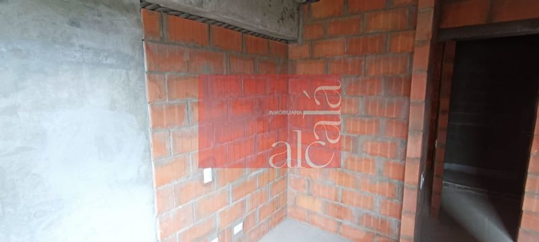 Apartamento de 3 alcobas en venta en Cabañas, Bello, 80 m² · foto 9 de 15