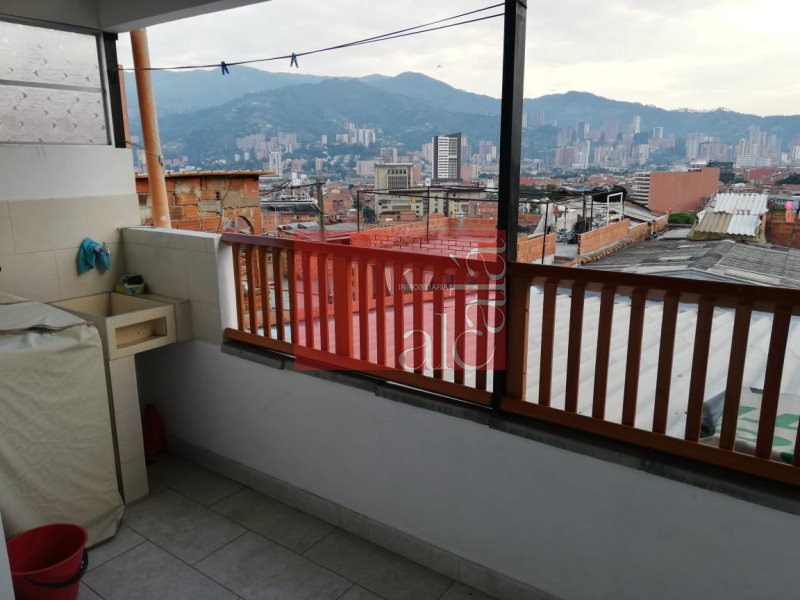 Apartamento en venta en Calatrava, Itagüí · foto 2 de 7