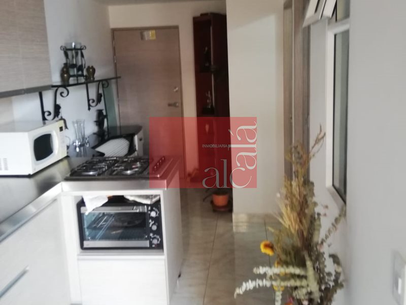 Apartamento en venta en Calatrava, Itagüí · foto 2 de 5