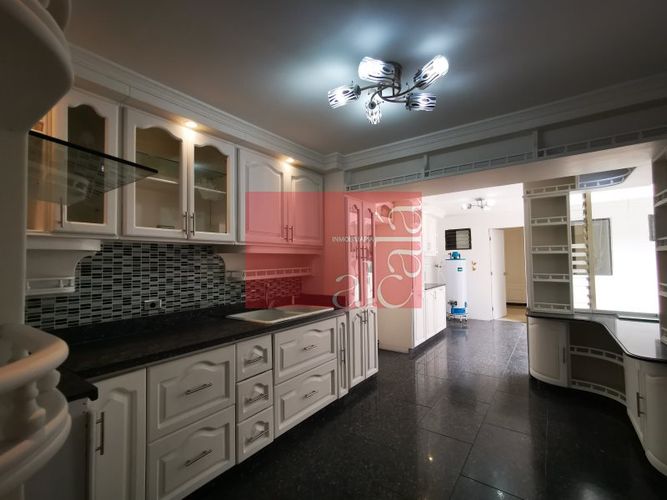 Casa de 6 alcobas en venta en Conquistadores, Medellín, 217 m² · foto 20 de 24
