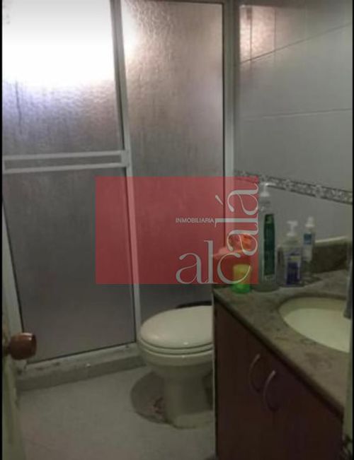 Casa de 3 alcobas en venta en Calle Larga, Sabaneta, 63 m² · foto 5 de 9