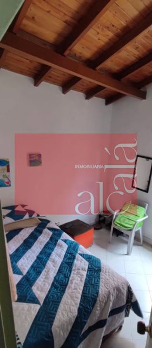 Casa de 3 alcobas en venta en Calle Larga, Sabaneta, 63 m² · foto 6 de 9