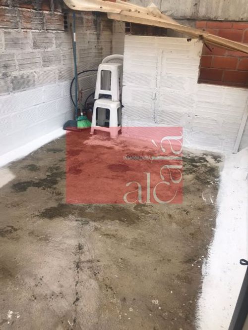 Casa de 3 alcobas en venta en Calle Larga, Sabaneta, 63 m² · foto 8 de 9